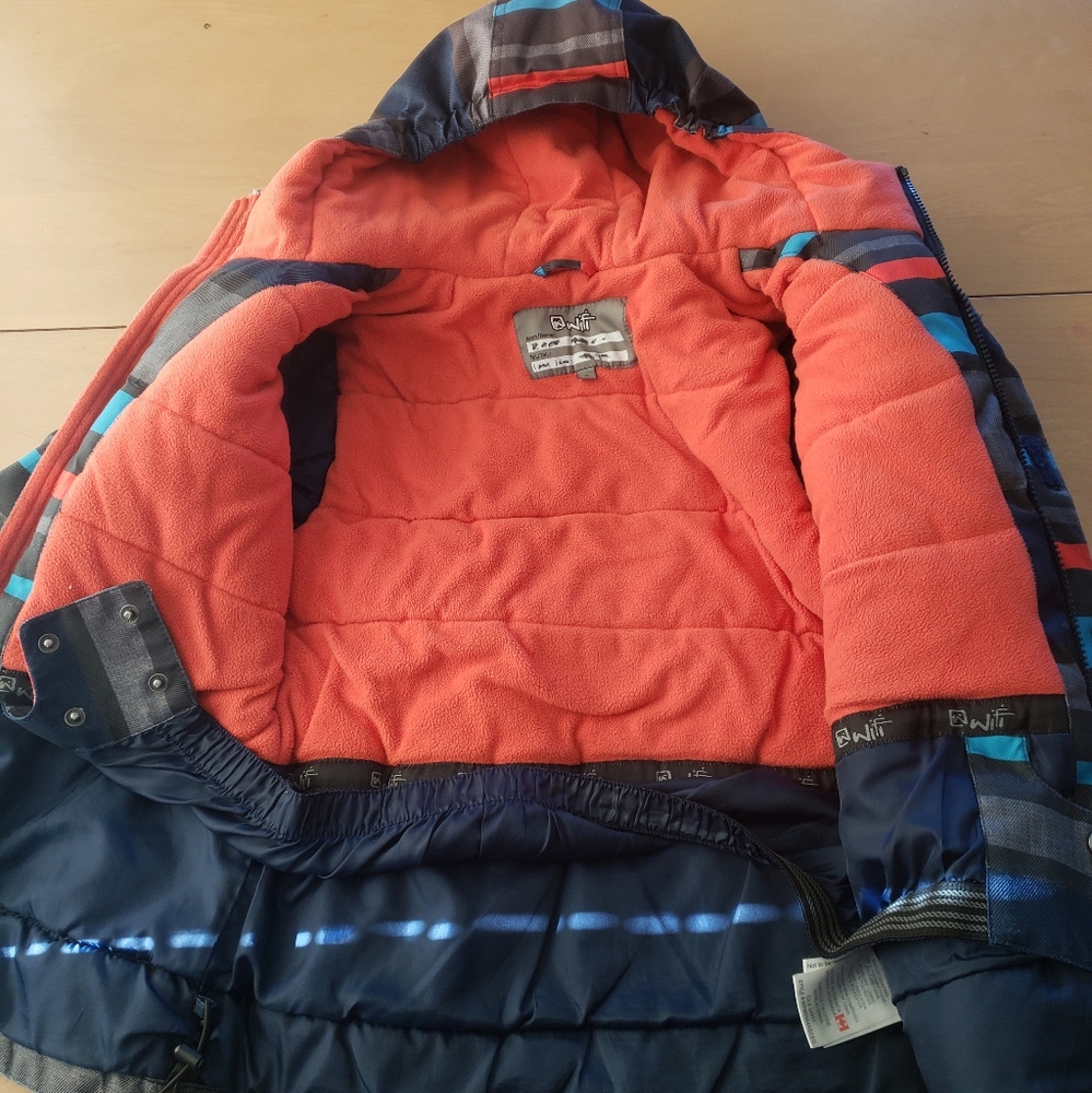 Winter coat ❄ - Picture 6 of 6